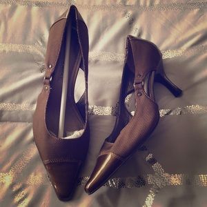 Circa Joan & David Pumps